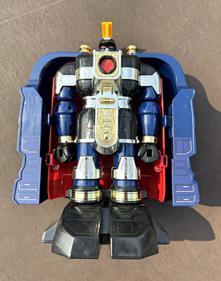 VINTAGE 1996 POWER RANGERS ZEO AURIC THE CONQUEROR Zord Figure Bandai