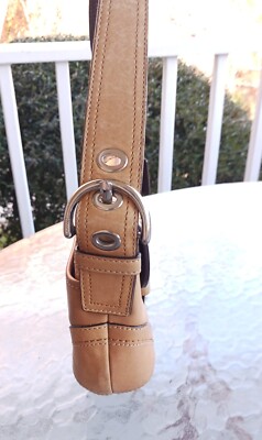 Coach F12300 SMALL Vintage British Tan Soho Leather w/Buckle