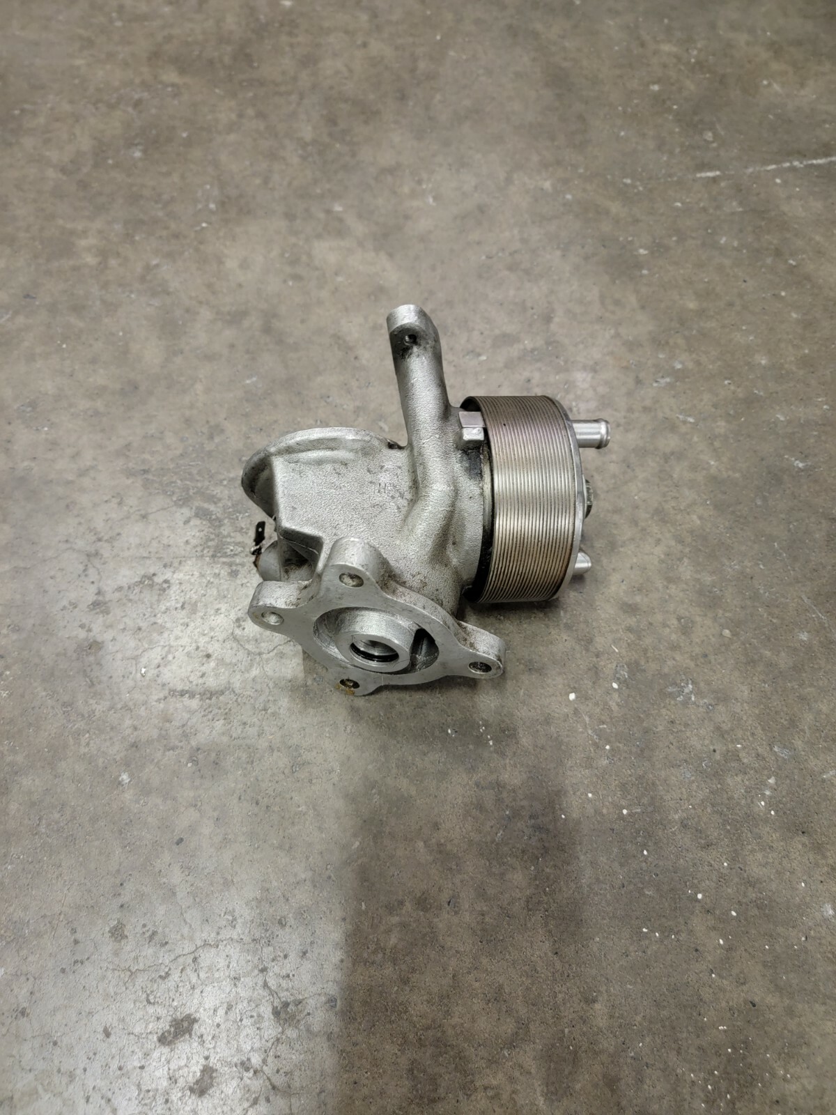 R32 GTR oil filter housing with cooler