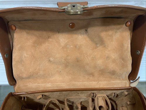 Vintage OMNICA 100 Deluxe West German Leather Camera Bag + gratis Zubehör !!!! - Bild 6 von 21