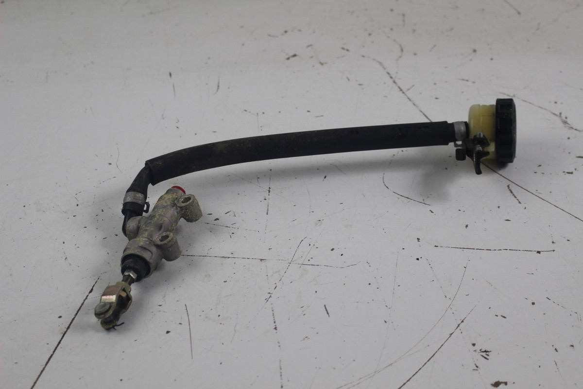 1993 Kawasaki Ninja Zx11 Zx1100d Rear Back Brake Master Cylinder W