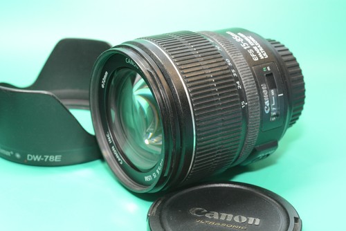 Canon EF-S 15-85mm IS USM Zoomobjektiv sehr gut f. EOS DSLR 2J.Gewährl./Händler
