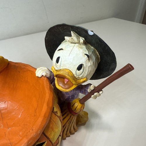 Walt Disney Showcase PLAYING TRICKS AND SHARING LECKEREIEN Jim Shore Halloween - Bild 4 von 14