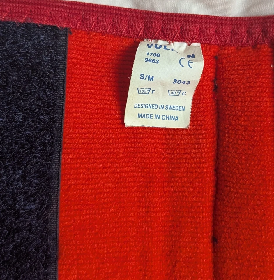 Vulkan Knee Sleeve Support Wrap Around Gym Compression size small medium blue - Image 3 of 4