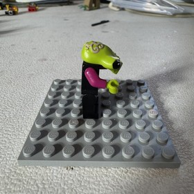 LEGO #7050 (ac002) MINI FIGURE ALIEN QUEST ALIEN PILOT FROM 2011 RETIRED