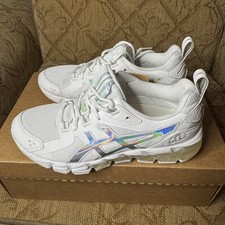 ASICS Gel Quantum 180 White White Iridescent Sneaker 1202A298-100 Women’s 7.5