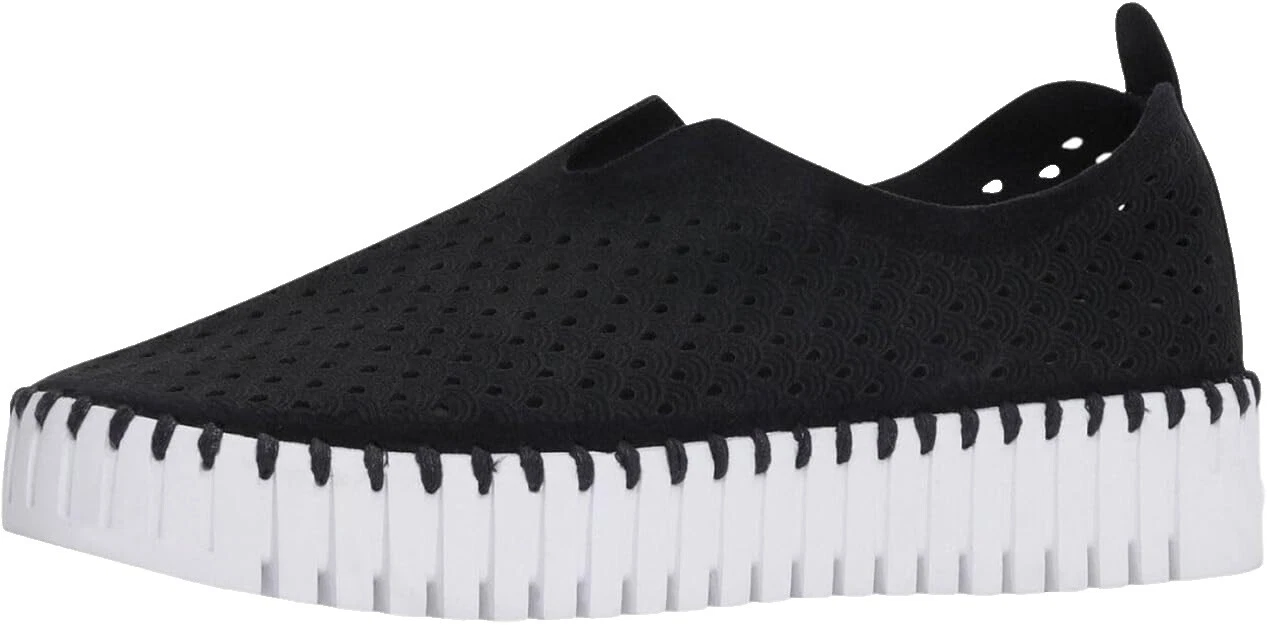 Black Leather Flats for Women