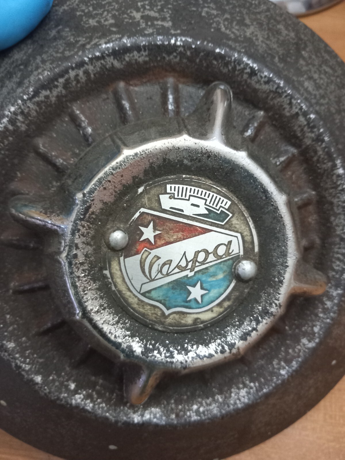Picture 1 of 5