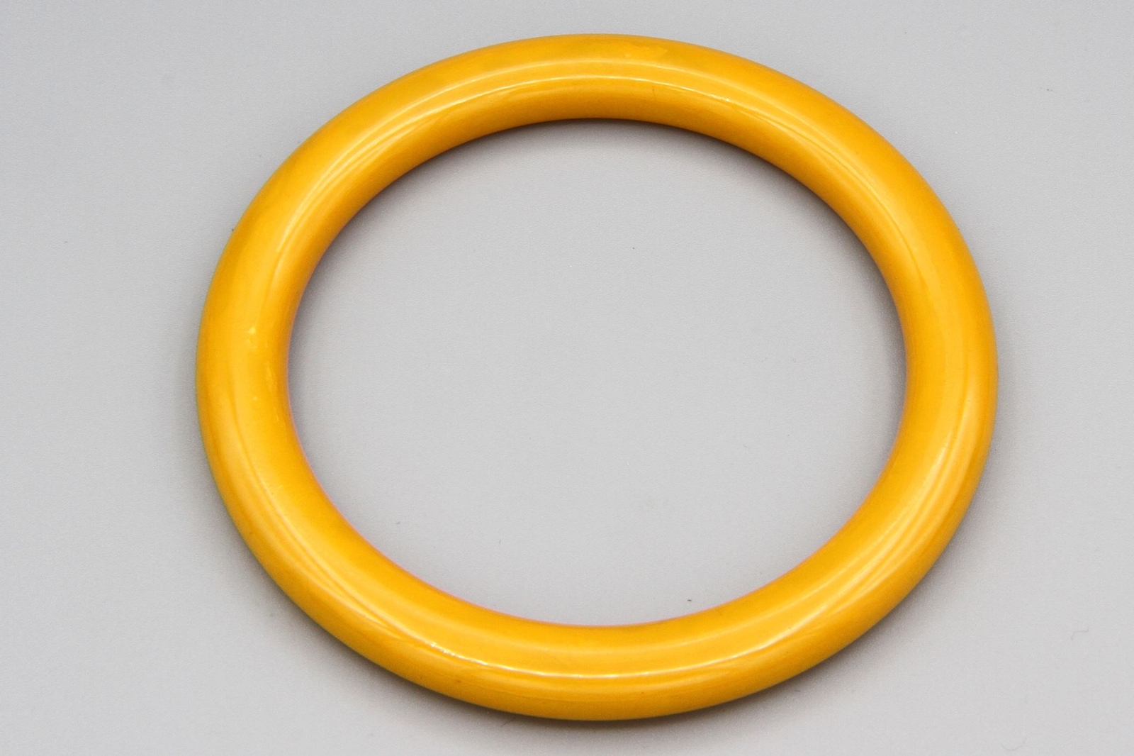 Vintage Stackable Bangle Bracelet, Yellow Bakelit… - image 1