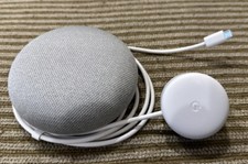 Google Home Mini Smart Speaker Model HOA-10395A Gray w/ Power Adapter Works