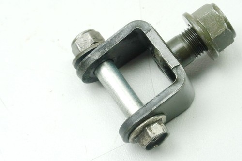 YAMAHA TDM 900 RN08 Halterung Federbein oben Schraube Aufnahme