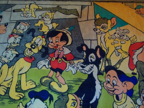 Vintage Disney Area Rug - Measures 106"x68" - Made in Belgium - 1975 - Picture 6 of 9
