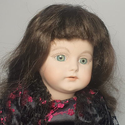Porzellanpuppe (420) 18 Zoll (46 cm) von Pat Butler, Byron Molds Collection, 1984