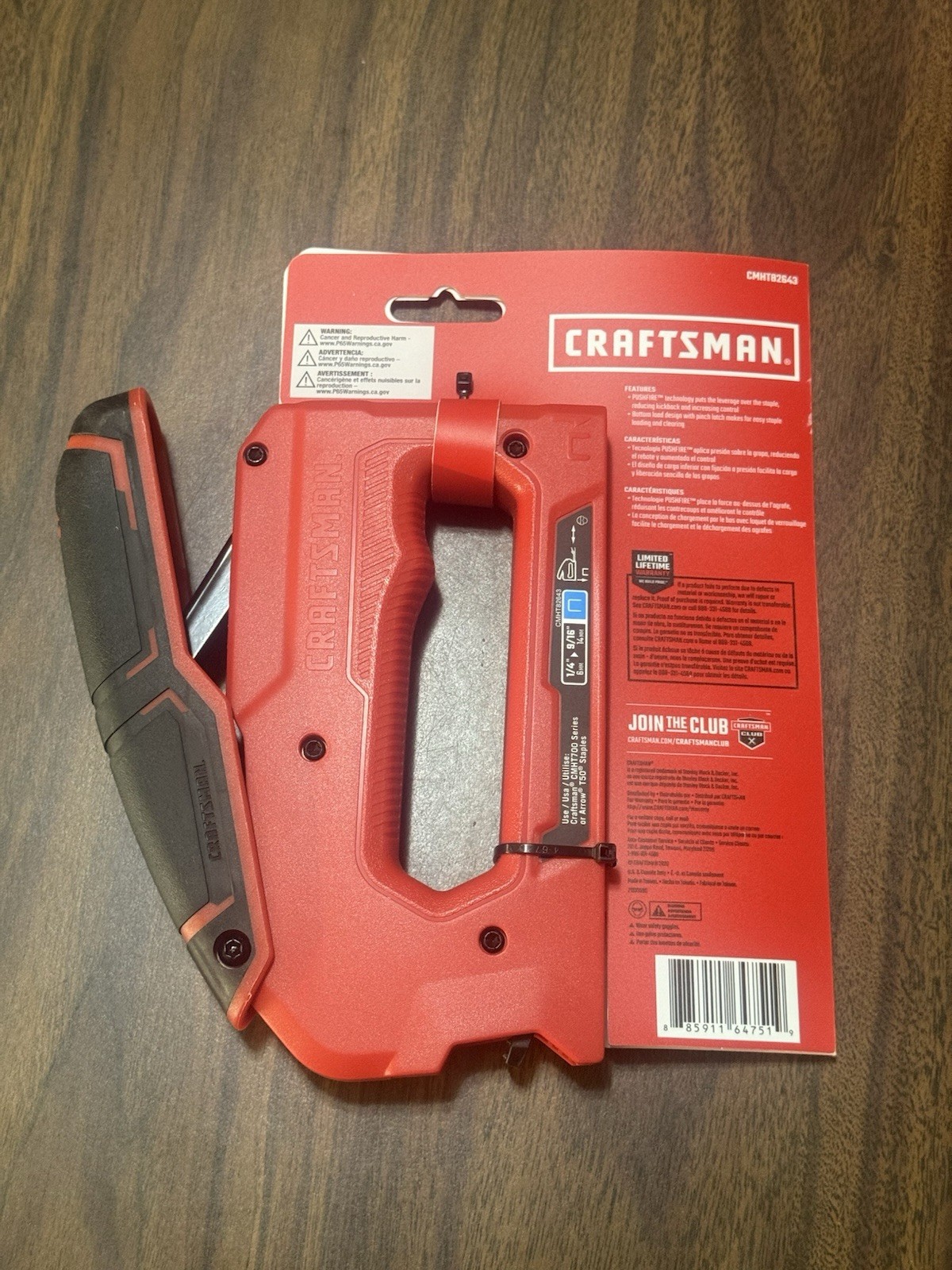 CRAFTSMAN Heavy Duty Stapler Reverse Squeeze Compact Manual Construction Repair