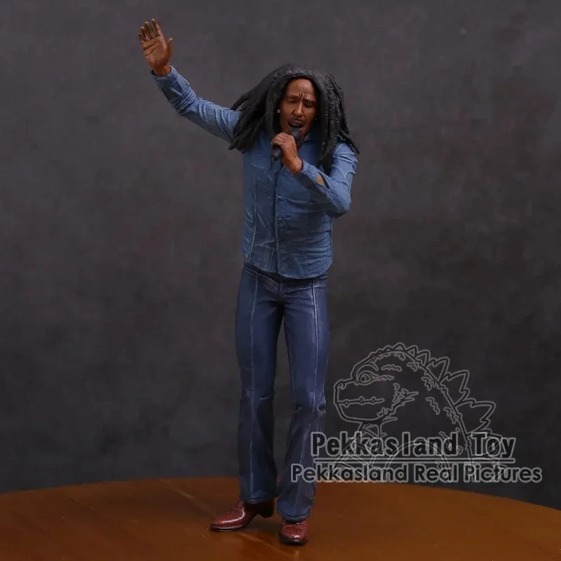 Boneco de ação Bob Marley Music Legends Jamaica cantor e microfone PVC. - Imagem 3 de 4