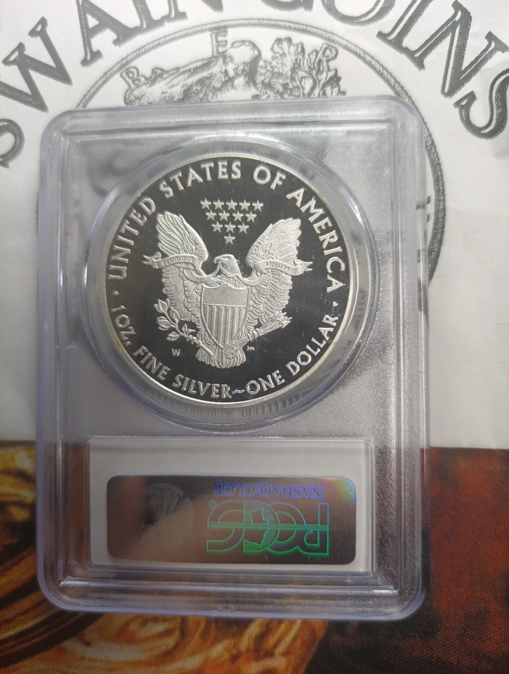 American Silver Eagle 2011-W graduación profesional PR70 DCAM EK106 Foto 3 de 3