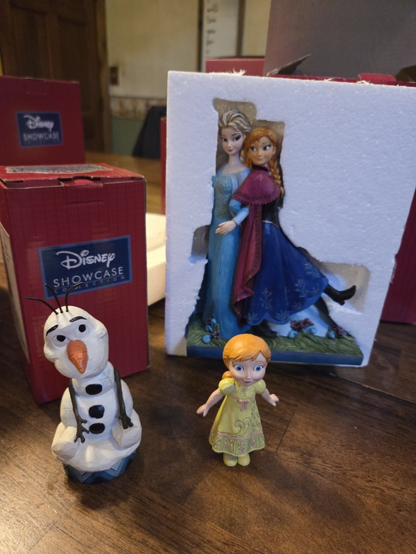 Jim Shore Disney Traditions Frozen Elsa And Anna, Olaf, And Young Anna 3 Pieces