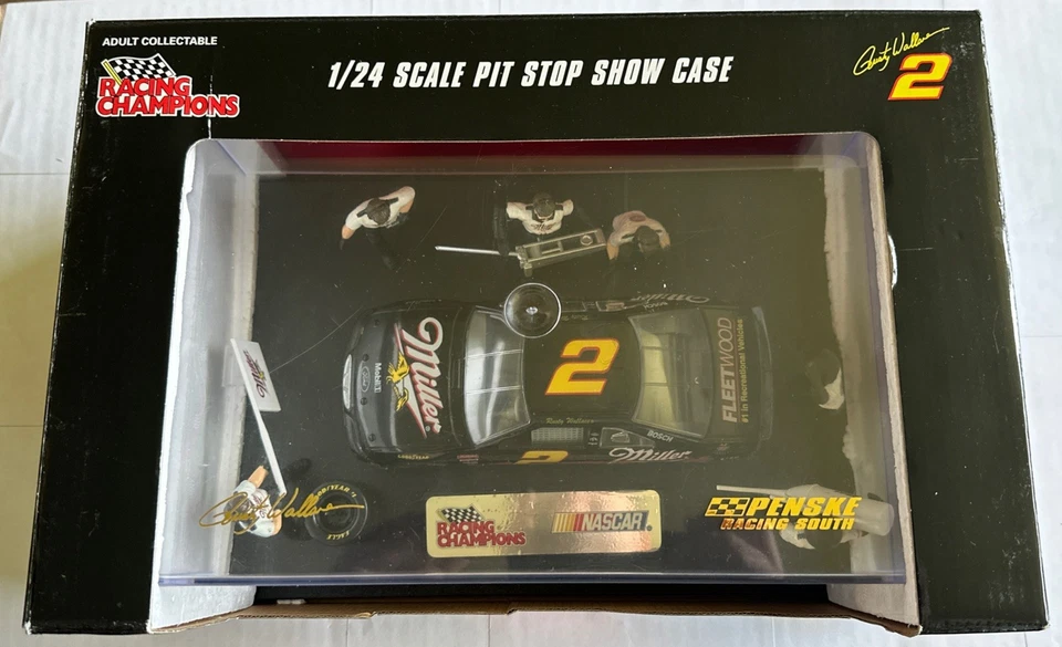 Racing Champions #2 Rusty Wallace Ford Taurus 1:24 Scale Pit Stop Show Case - Image 2 of 4