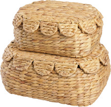 Set of 2 Decorative Wicker Storage Baskets with Lids and Scalloped Edges