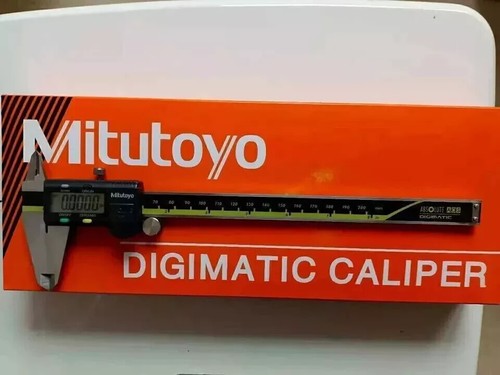 Mitutoyo Japan 500-197-30 200mm/0-8" Absolute Digital Digimatic Vernier Caliper - Picture 7 of 10