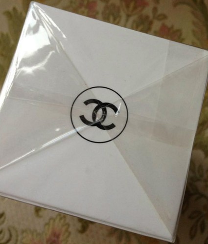 SEALED HUGE 150g RARE CHANEL CRISTALLE TALCUM TALC PARFUMED POWDER DISCONTINUED - Picture 5 of 7