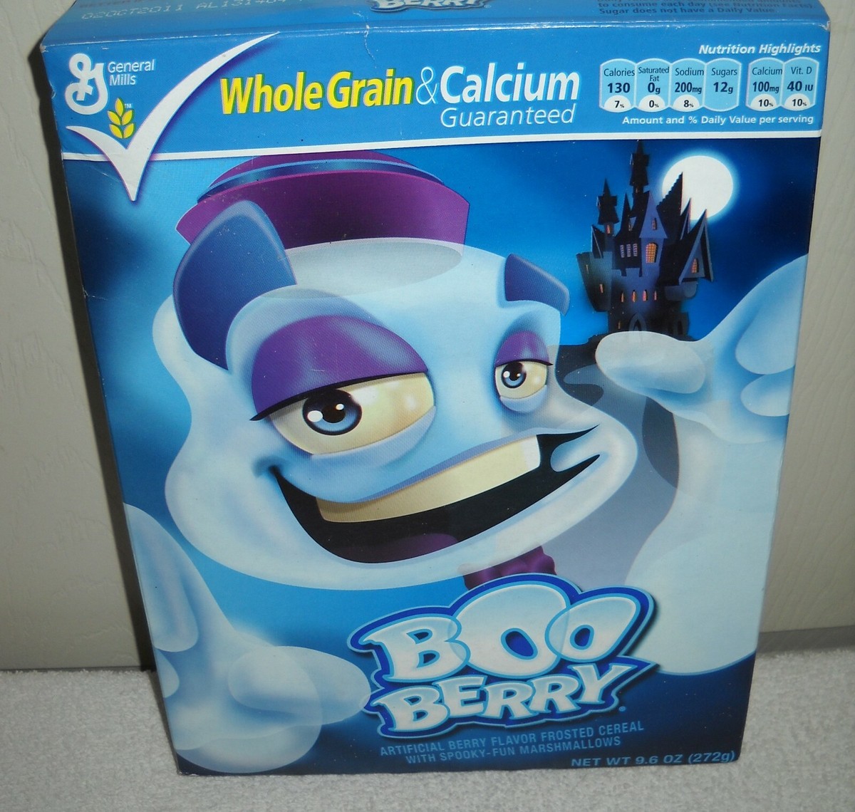 10471 General Mills 2011 Halloween Boo Berry Cereal 9.6 oz Full
