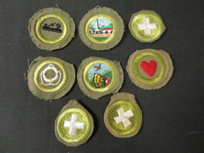 Khaki Crimped Edge Merit Badges Lot of 7     NPC5  #6