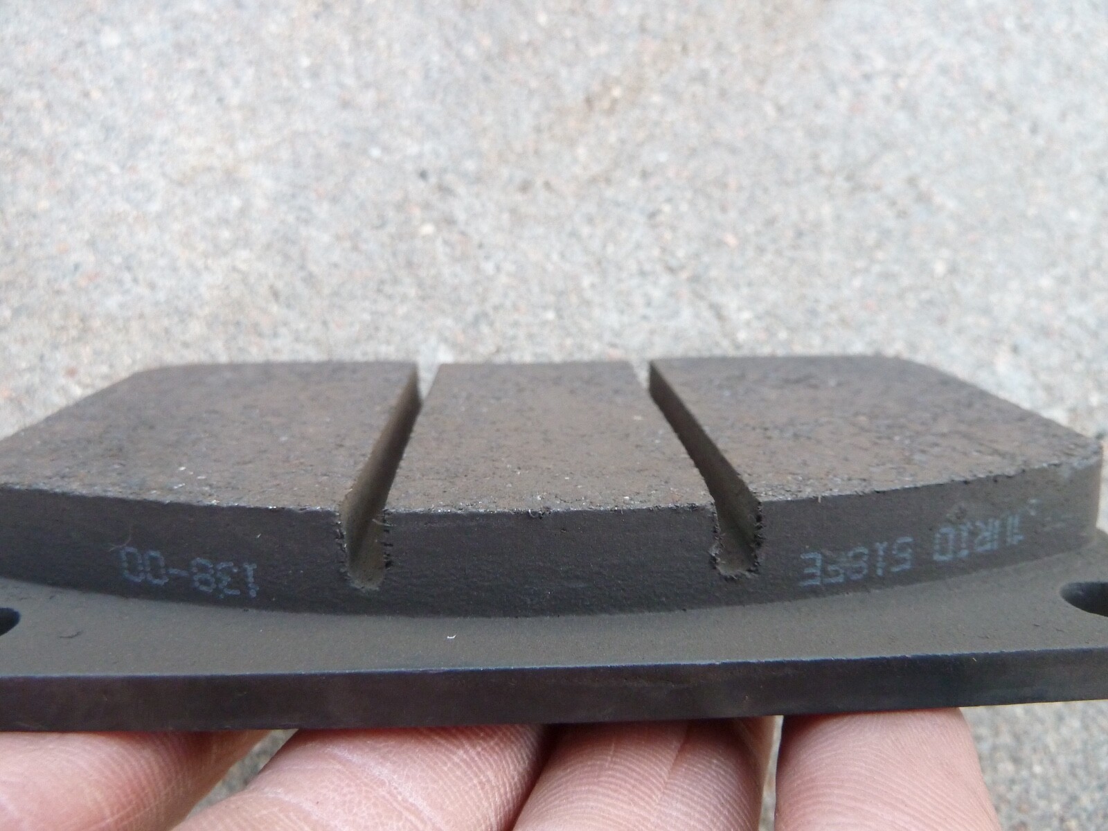 NEW OEM 1997-99 Aston Martin DB7 6 cyl  Front Brake Pad Kit Set Pads