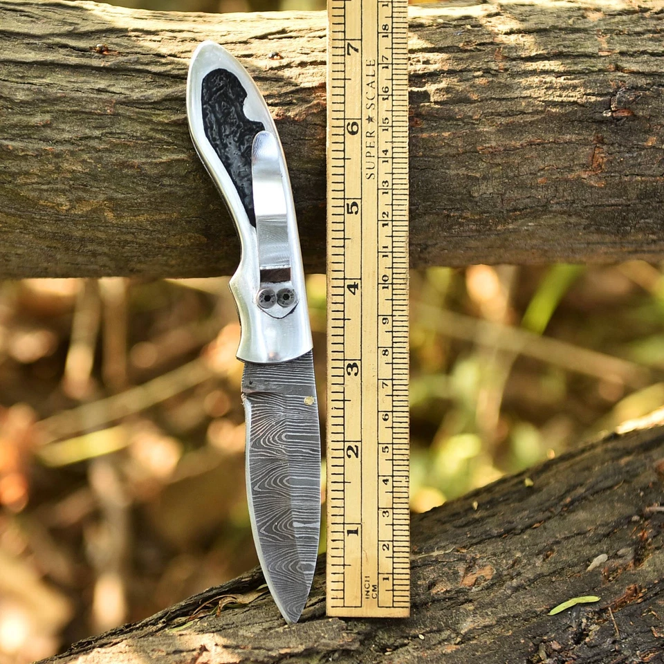 Handmade Damascus Knives Folding Blade Pocket knife - Back Belt Clip Hunter Gift - Image 2 of 4