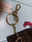 Foto 18 di 24