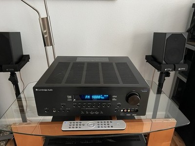 Cambridge Azur 650R W/ Remote