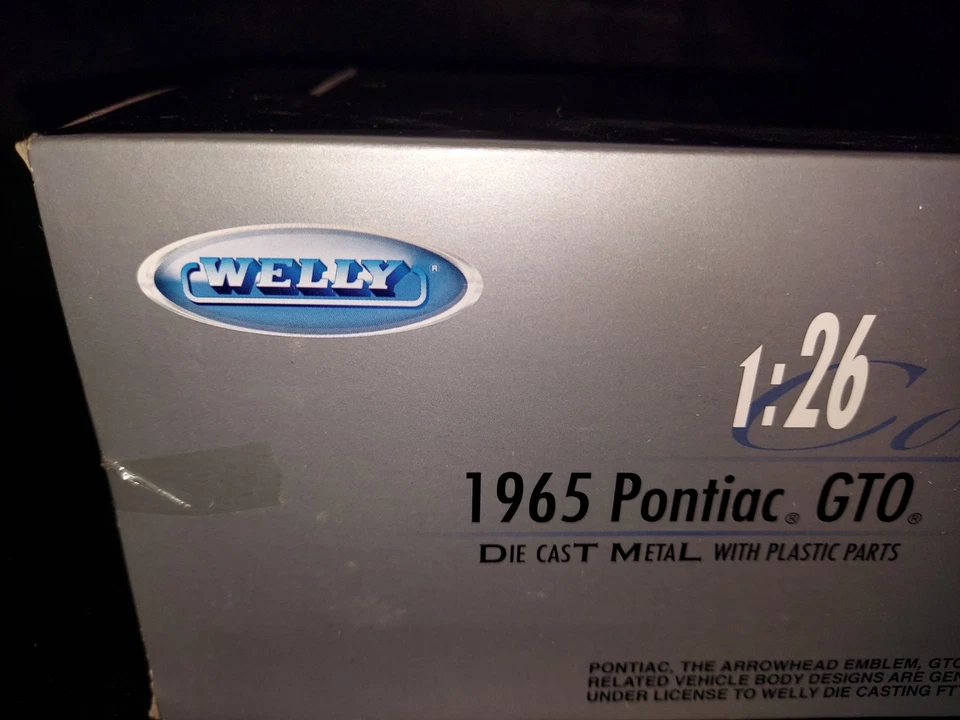 WELLY Vintage 1965  (Rare Yellow) Pontiac GTO 1:26 Scale  Diecast NIB - Image 2 of 4
