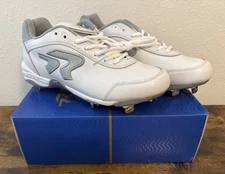 Ringor Dynasty II Spike | Womens Softball Cleats 3242-0609-090 White/Silver SZ 9