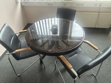 Wagenradtisch mit Glasplatte