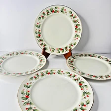 Royal Gallery Fine China Christmas Holly #6283 Dinner Plate 4 Pc Set