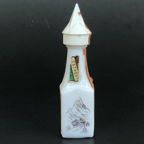 Cheri Suisse Miniature Liquor Bottle Swiss Chocolate Cherry Milk Glass Empty Vtg - Imagen 4 de 9