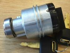IGNITION SWITCH & KEY for 4448303 71423384 Hitachi EX-2/-3/-5 ZX FH MH Excavator