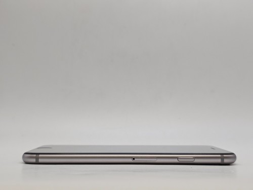 Apple iPhone 6 - 64GB - Space Gray (MG632LL/A) Unlocked - Afbeelding 7 van 9