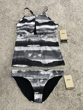 Nike Women  s 2 Pcs Tie-Dye Black Sports Medium Swimsuit NESSD937-001 106