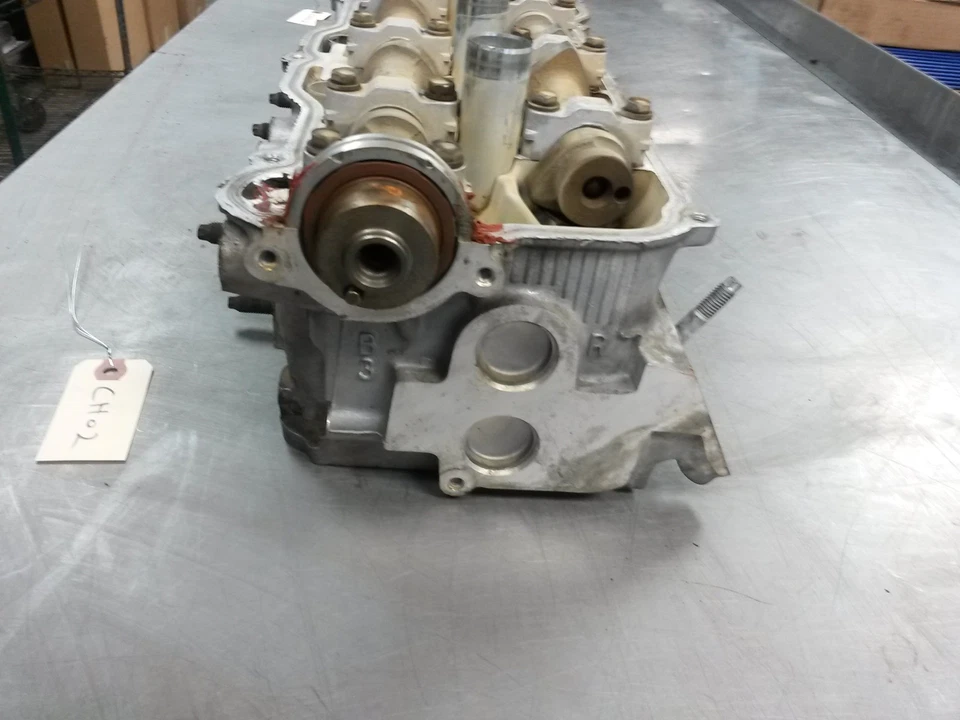 Culata derecha para 94-03 Toyota Camry LE 3.0 1110129410 Foto 4 de 4