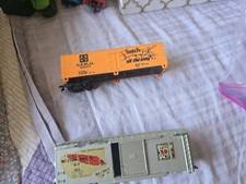 Vintage HO Scale Model Train Rolling Stock Lot - Mixed Types - PARTS ONLY AS IS