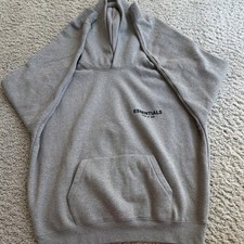 Men  s Essentials Fear of God Oatmeal Size S