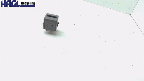 Relais 61361393403 BMW 316i E46 85 KW 115 PS Limousine