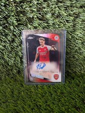 2025-26 Topps Chrome LogoFractor UEFA Soccer Guide in-content 9