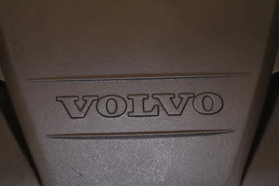 Cubierta del motor aspecto del motor Volvo S60 T5 Premier 2015-2018 2,0 L 31368886 OEM Foto 4 de 4