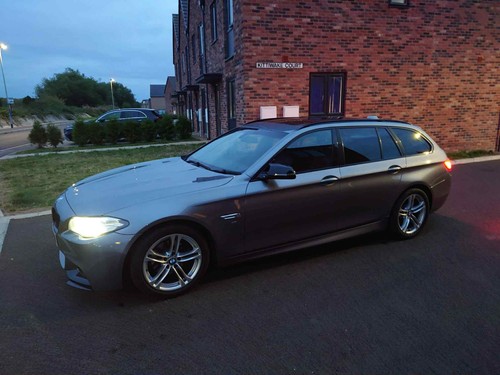 BMW 5 Series 520d M Sport Touring Auto Panoramic Roof - Picture 3 of 20