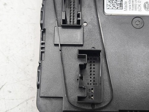 Audi A5 2017 Body Comfort Control Module Unit 8W0907064DA AMD131775 - Picture 7 of 7