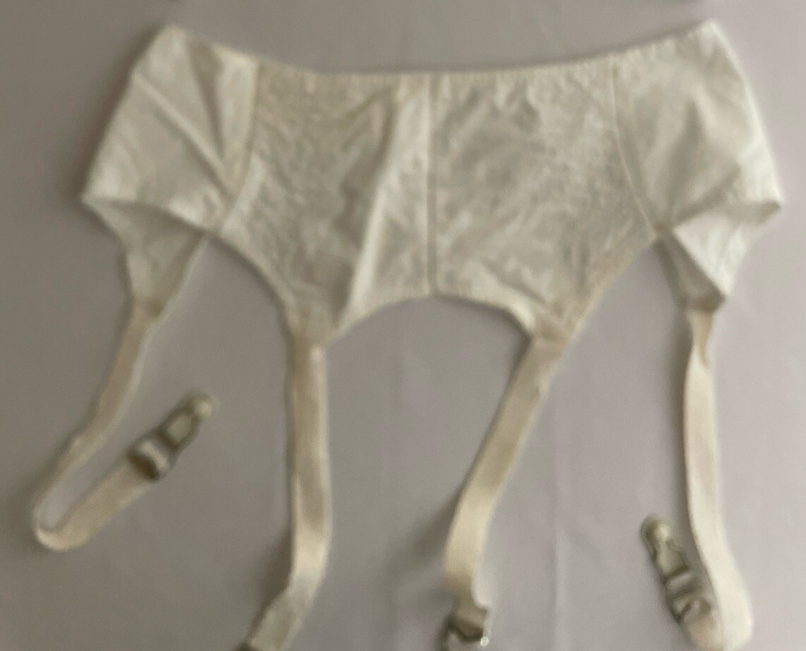 Vintage 1950-60's LOVABLE Garter With Clips Style 2408 sz 28 SPRINGMAID |  eBay