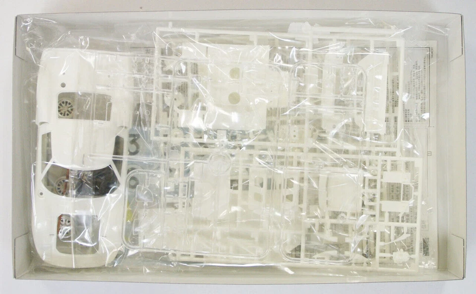 FUJIMI 1:24 KIT AUTO IN PLASTICA FORD GT40 MK.II 1966 LE MANS ART 126067 RS-51 - Immagine 2 di 3