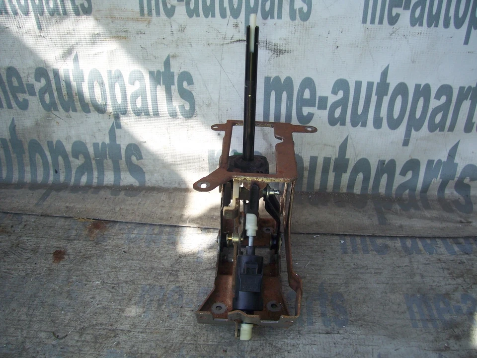 Cadillac Sevilla Eldorado 1996 transmisión OEM palanca de cambios de piso Foto 4 de 4